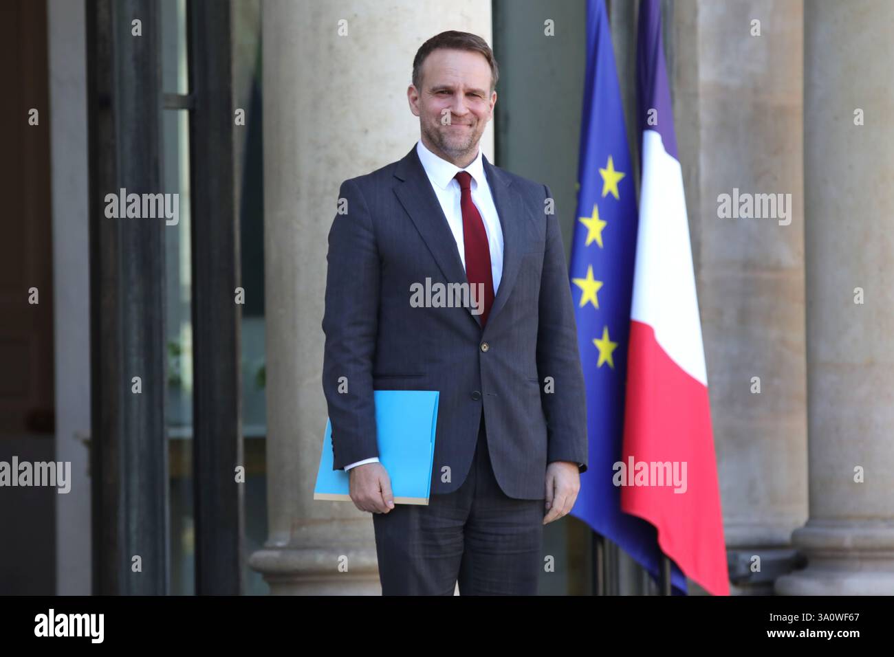 Parigi, Francia il 5 marzo 2025, uscita dal Consiglio dei ministri francese Marc FerracciMinister al Ministro dell'economia. Crédit Francois Loock/Alamy Live News Foto Stock