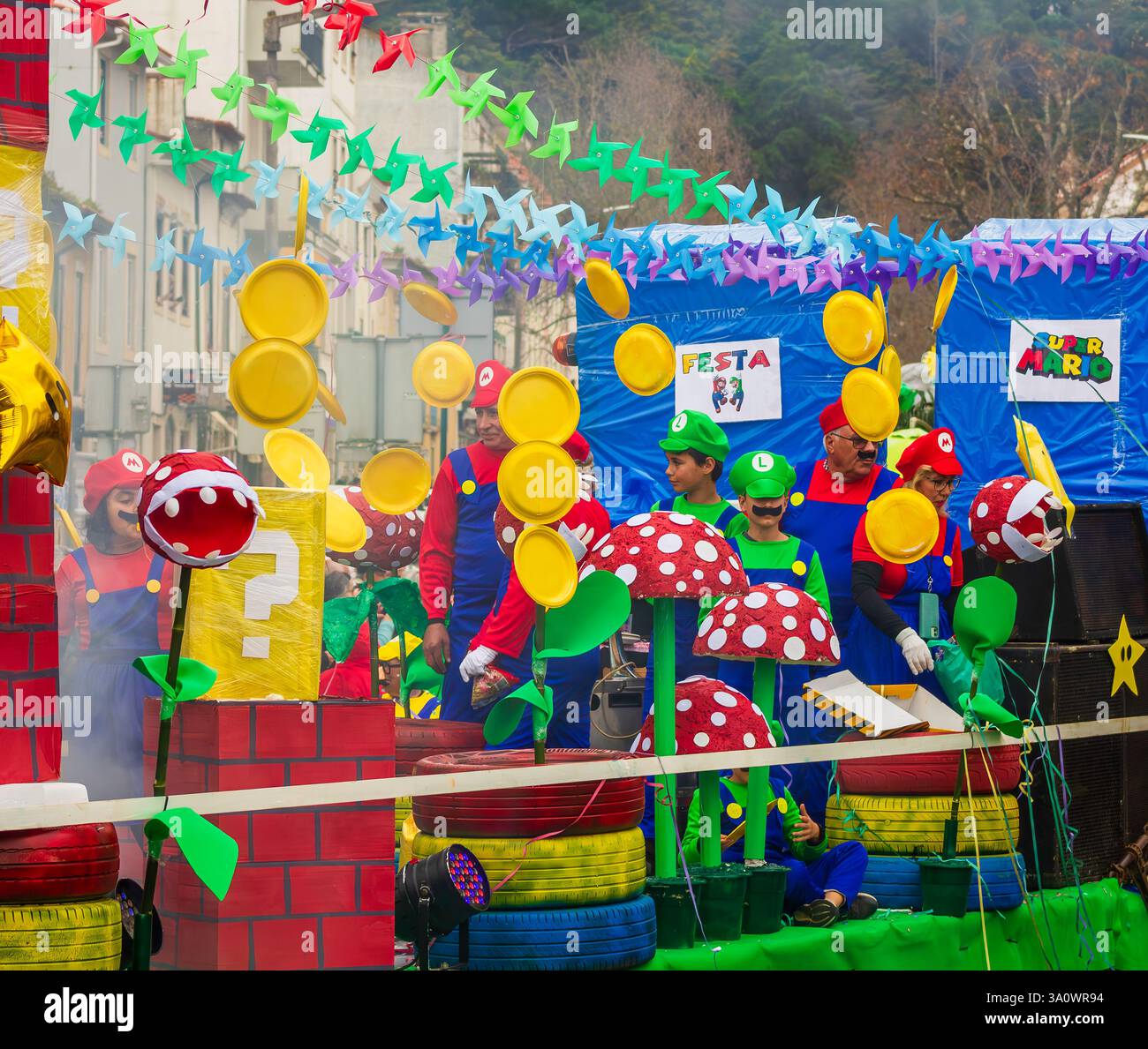 Carnevale 2025 a Tomar, Portogallo Foto Stock