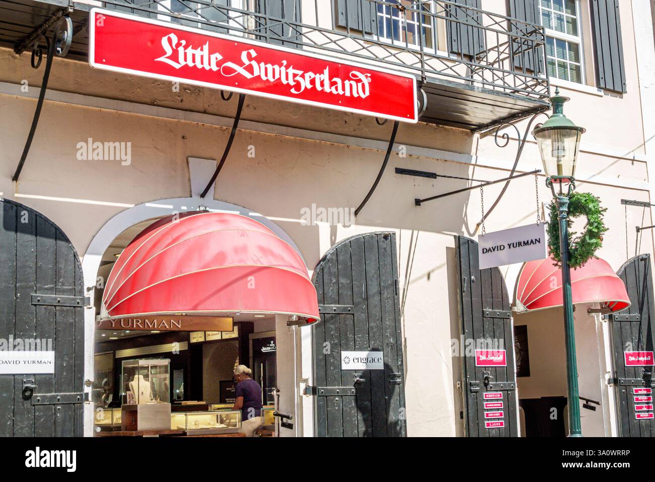 Charlotte Amalie, Saint St. Thomas, Isole Vergini americane USVI, Dronningens Gade, Main Street, ingresso esterno, Little Switzerland, David Yurman, gioielliere Foto Stock