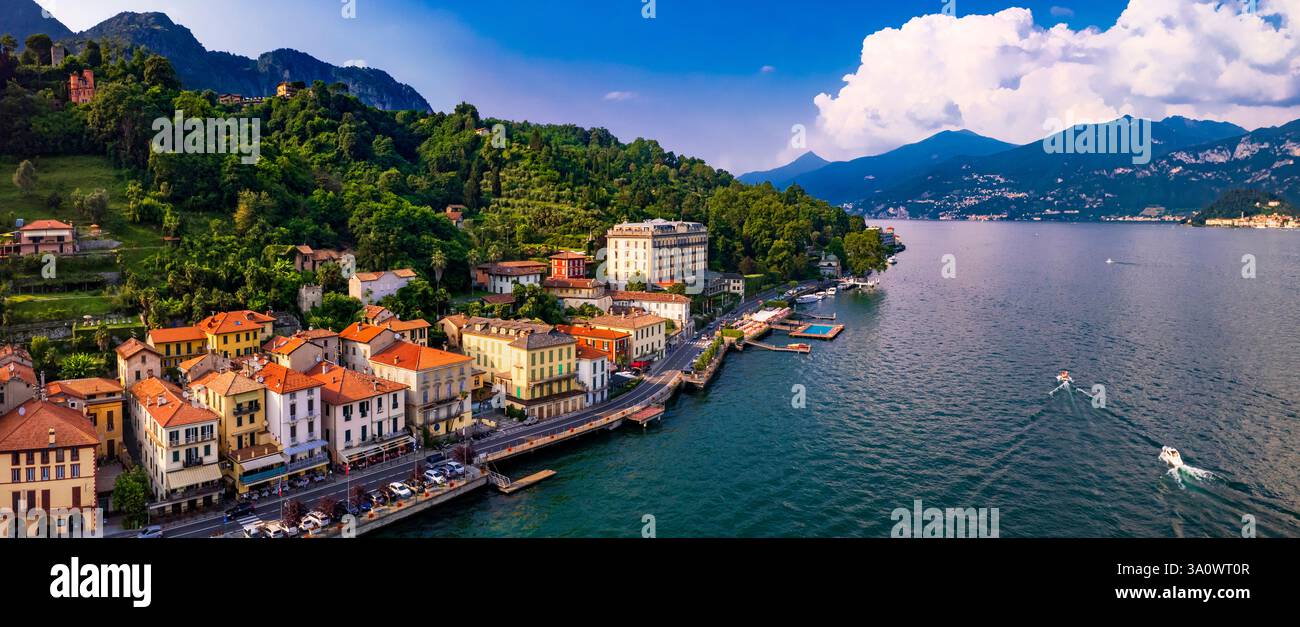 Lago di Como - splendido lago famoso nel nord Italia, regione Lombardia. Vista panoramica dall'alto angolo di un drone sul pittoresco villaggio della Tremezzina . Romanti italiani Foto Stock