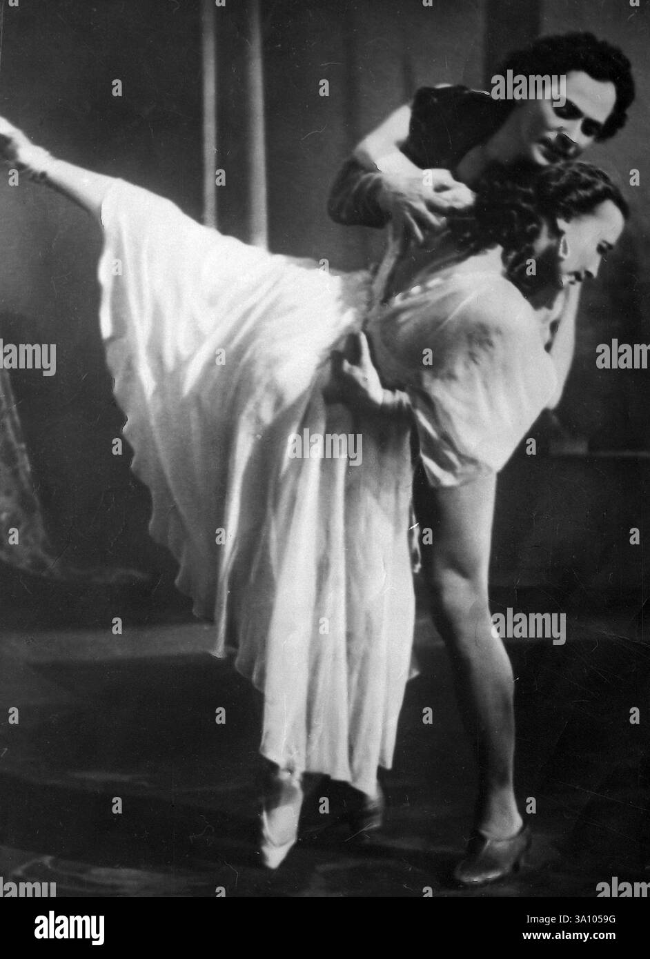 Ballerini russi Galina Ulanova e Yuri Zhandov nel film di balletto Romeo e Giulietta, 1955 Foto Stock