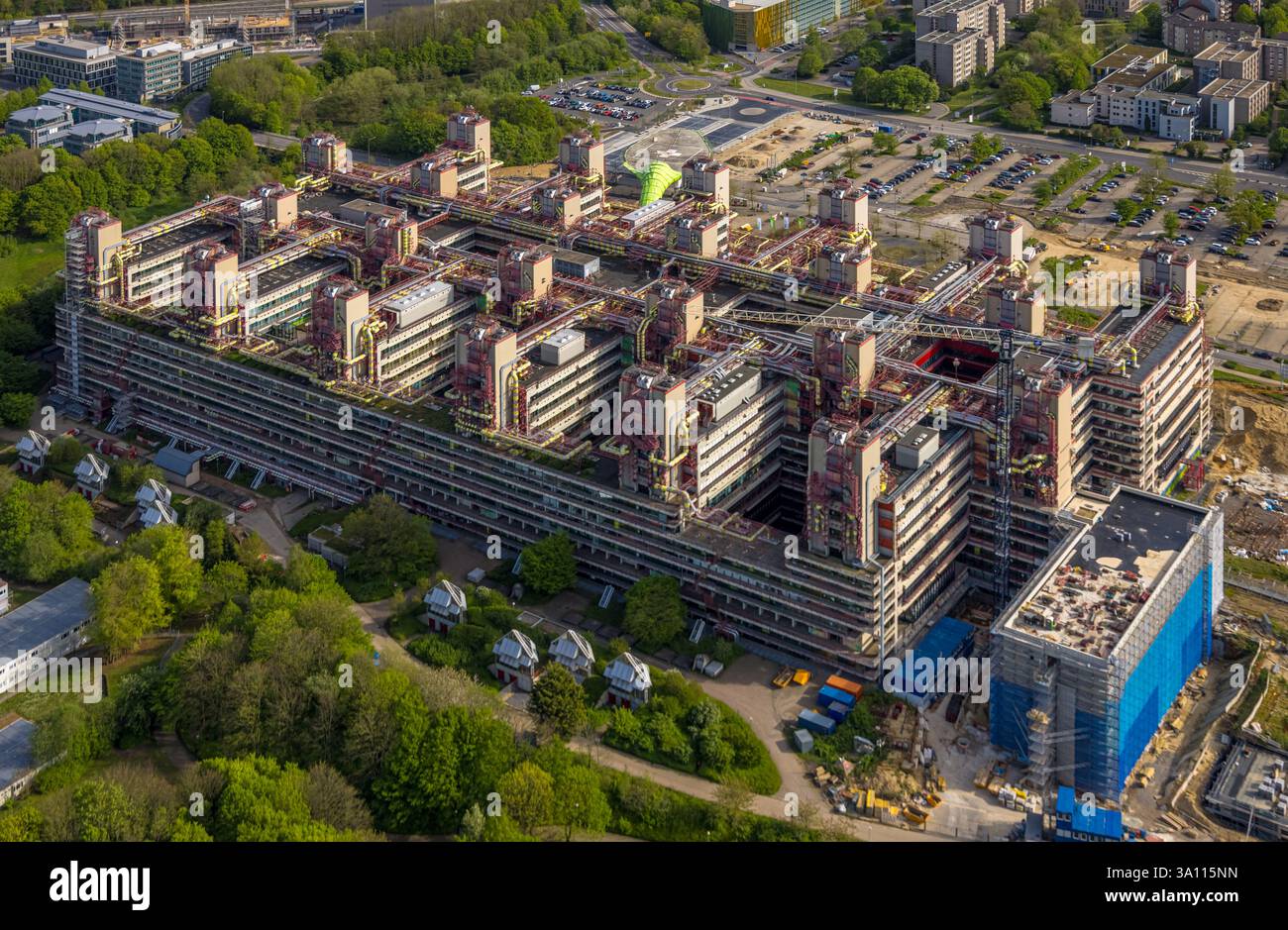 Vista aerea, Rheinisch-Westfälische Technische Hochschule Aachen, University RWTH Campus Melaten Süd, University Hospital, ricerca scientifica Foto Stock