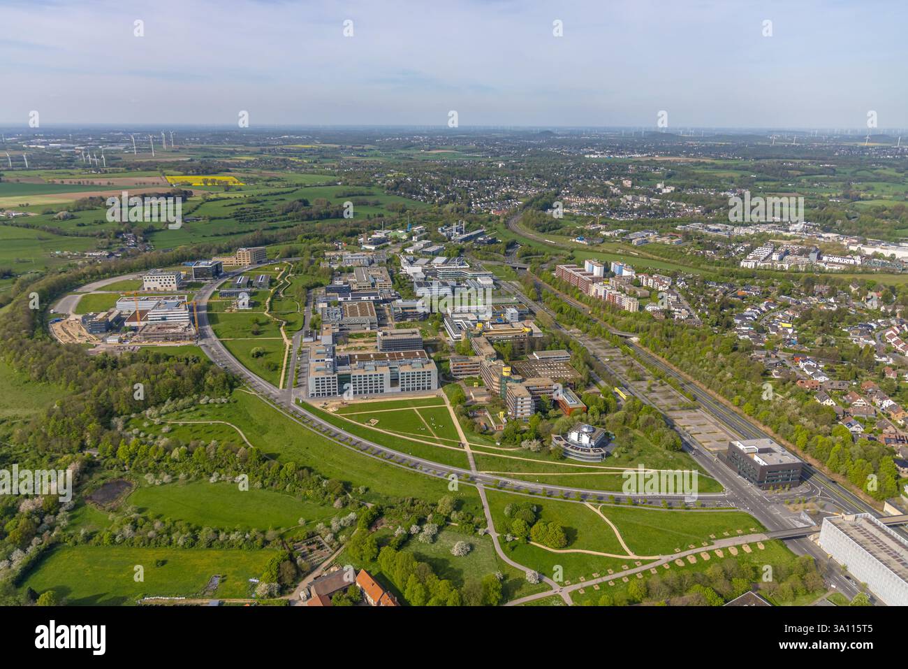 Vista aerea, Rheinisch-Westfälische Technische Hochschule Aachen, University RWTH Campus Melaten Nord, sede di ricerca scientifica, Campus-Boulevard, Foto Stock
