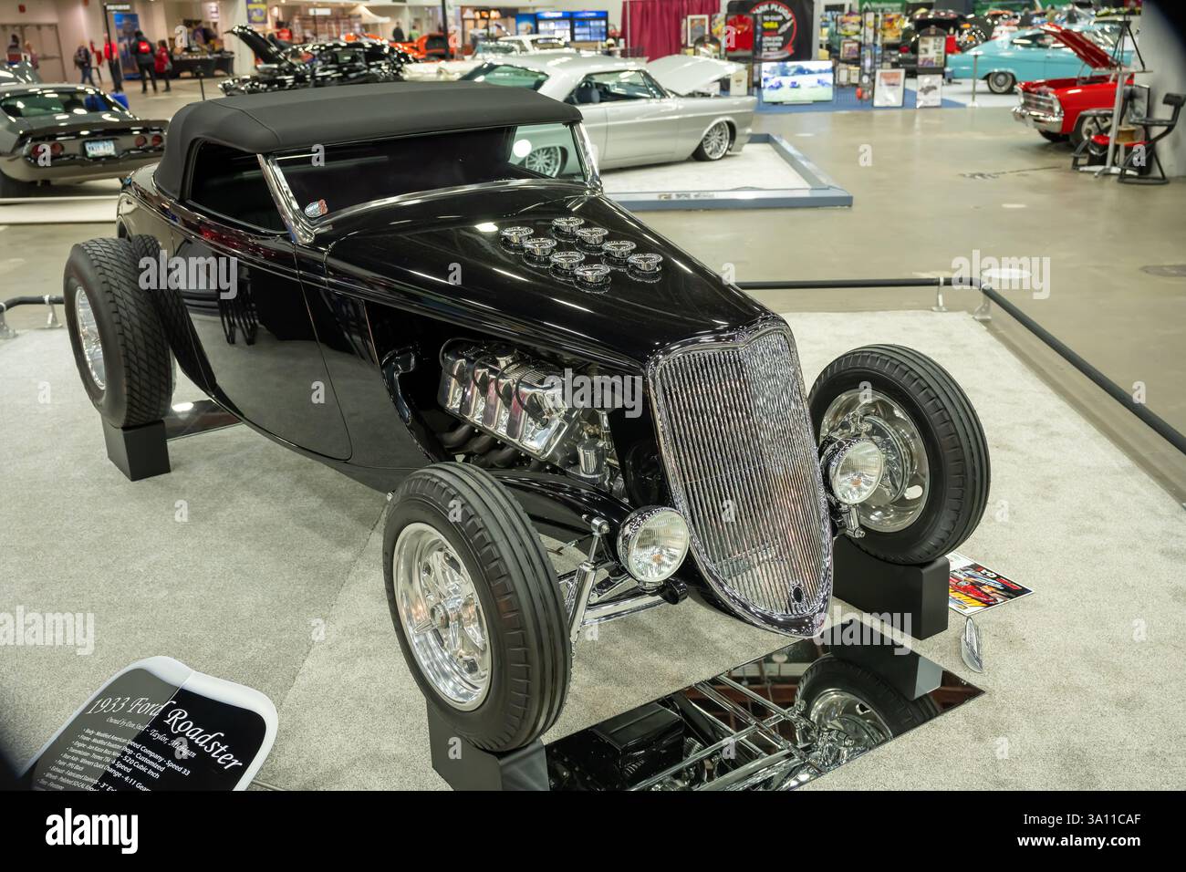DETROIT, mi/USA - 28 febbraio 2025: Una Ford Roadster personalizzata del 1933, a Detroit Autorama. Foto Stock