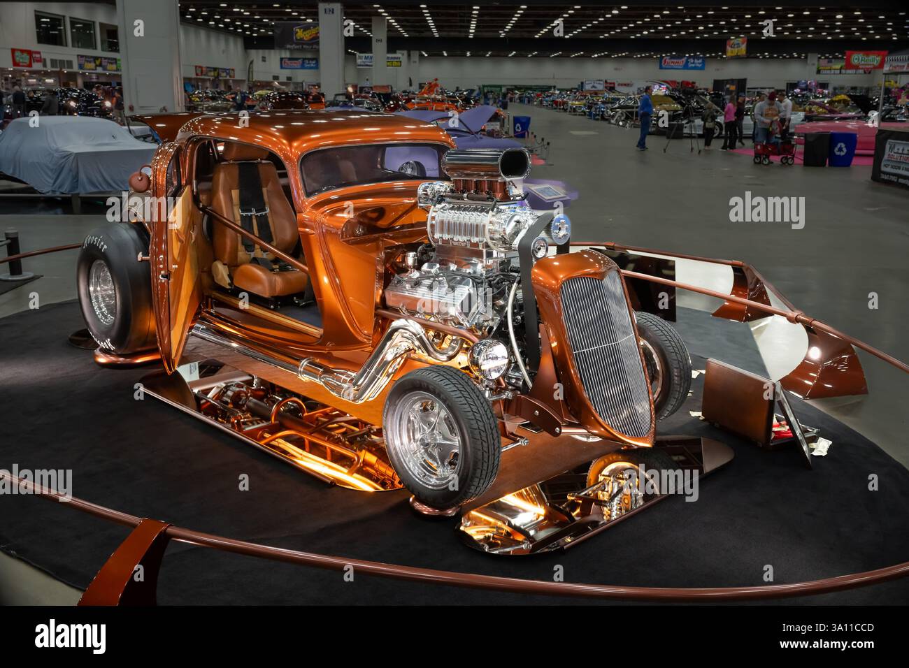 DETROIT, mi/USA - 28 febbraio 2025: Una Ford coupé personalizzata del 1934, a Detroit Autorama. Foto Stock