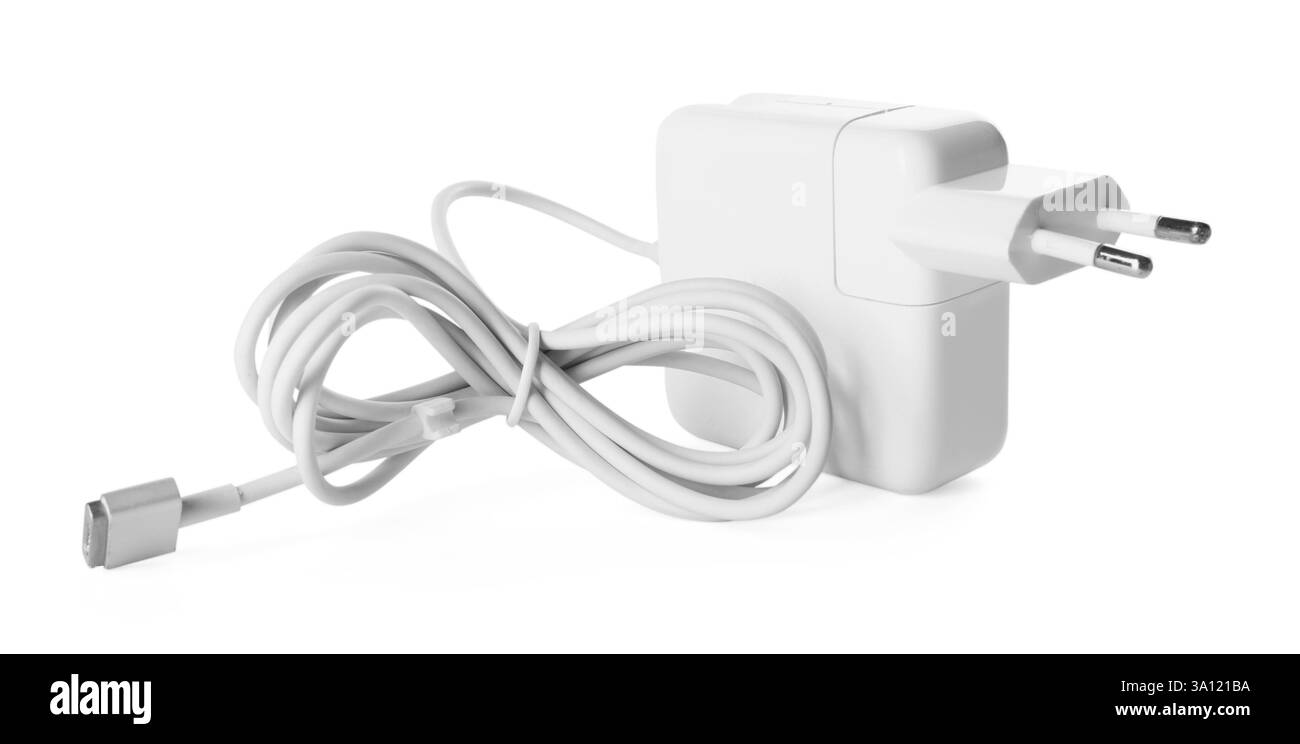Adattatore di alimentazione USB con cavo di ricarica isolato su bianco Foto Stock