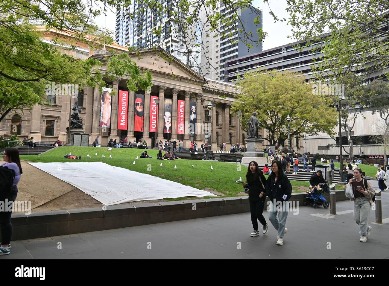 L'esterno della State Library Victoria, la più antica biblioteca pubblica dell'Australia a Melbourne, Australia Foto Stock