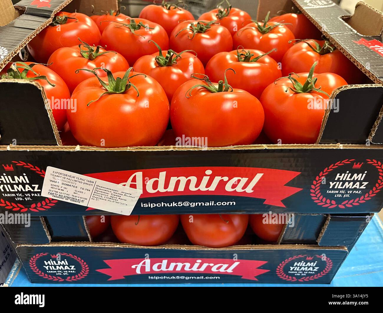 Pomodori, Admiral, tacchino, turco, verdure, magazzino, stoccaggio, produzione, Hilmi Yilmaz, logistica, stoccaggio, distribuzione, catena di approvvigionamento - Immagine stock catturata con smartphone