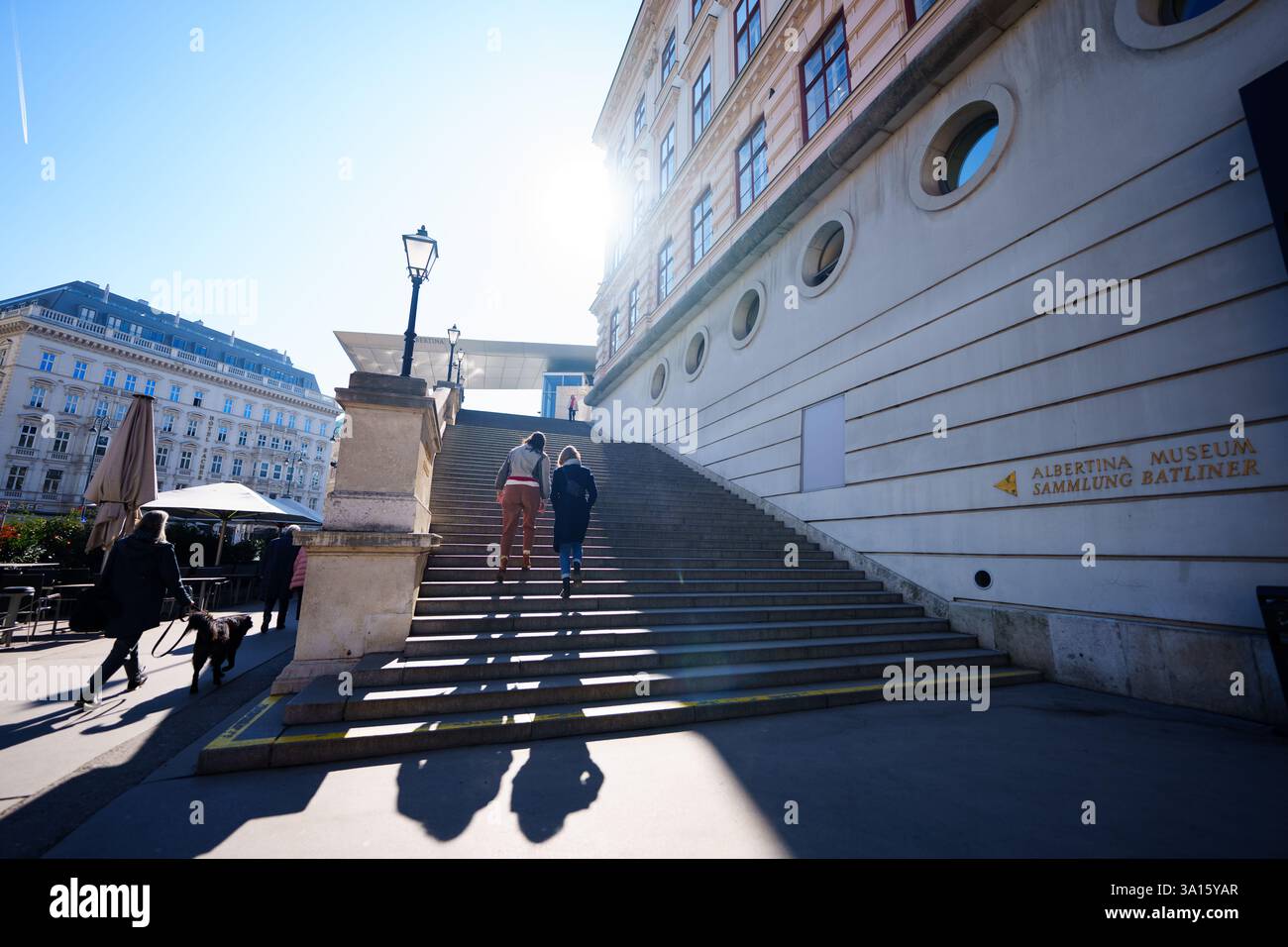 Vista esterna dell'Albertina di Vienna, ripresa giovedì 6 febbraio 2025 - 20250306 PD3131 credito: APA-PictureDesk/Alamy Live News Foto Stock