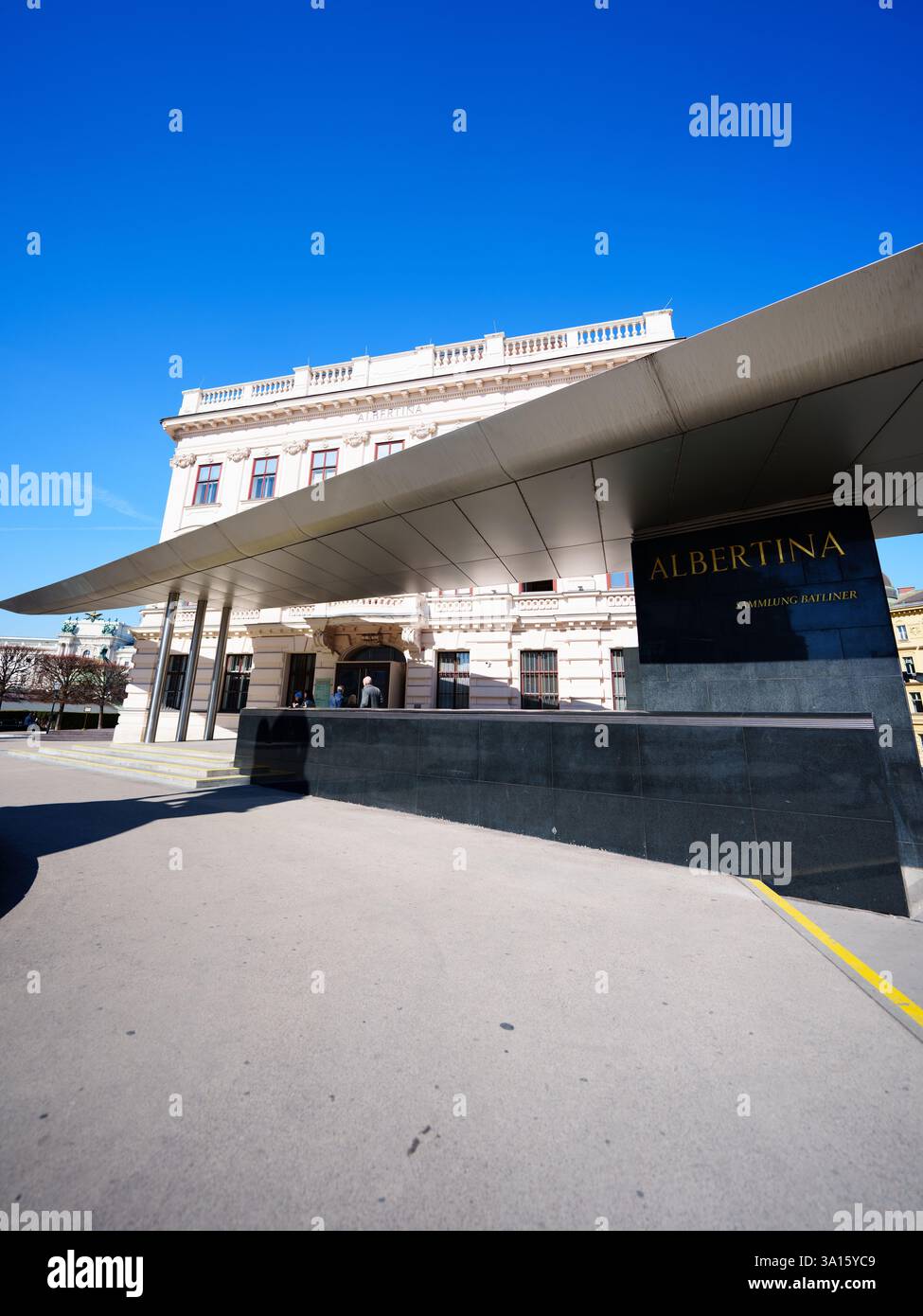 Vista esterna dell'Albertina di Vienna, ripresa giovedì 6 febbraio 2025 - 20250306 PD3062 credito: APA-PictureDesk/Alamy Live News Foto Stock