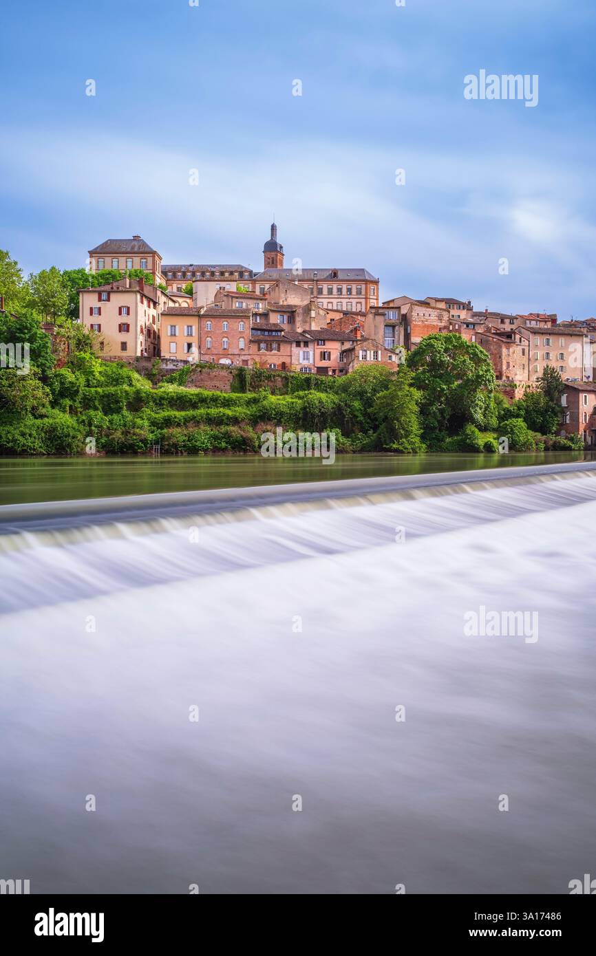 Francia, Tarn, Albi, le rive del fiume Tarn Foto Stock