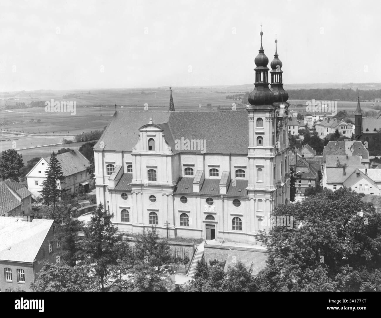 Veduta della chiesa parrocchiale di San Nicola a Ottmachau, Slesia. [traduzione automatizzata] Foto Stock