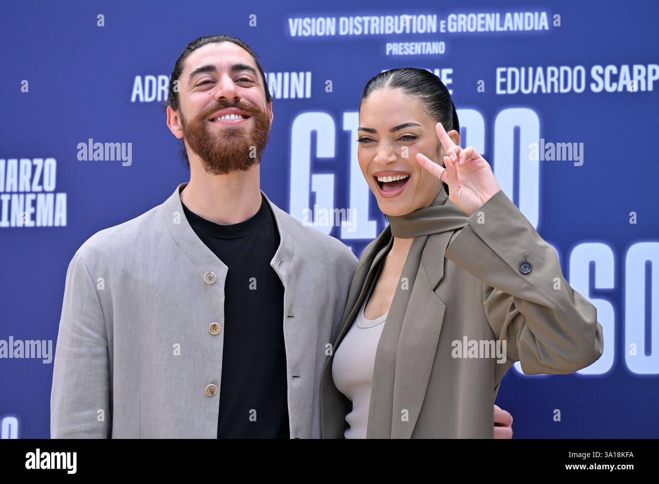 Roma, Lazio. 7 marzo 2025. Eduardo Scarpetta, Elodie durante il Photocall di Film gioco pericoloso alla terrazza Barberini, Roma, 07 marzo 2025 AllShotLive Credit: SIPA USA/Alamy Live News Foto Stock