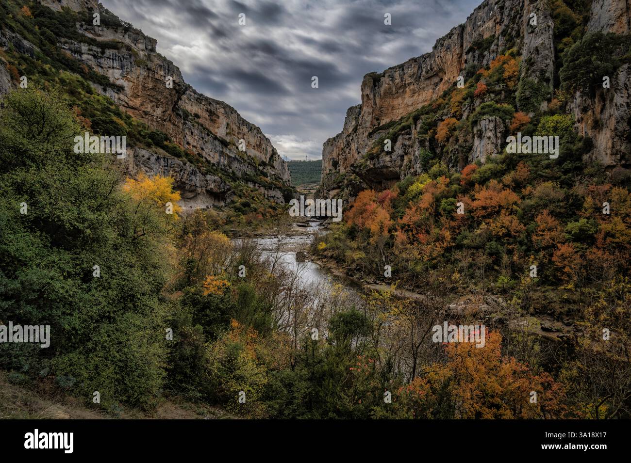 Foz de Lumbier, Sierra de Leyre, Navarra, Spagna. Ottobre 2021 Foto Stock