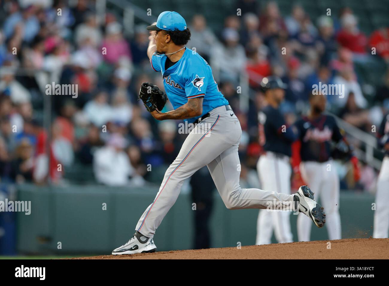 North Port FL USA; il lanciatore dei Miami Marlins Nigel Belgrave (52) lancia un campo durante una partita di allenamento primaverile della MLB contro gli Atlanta Braves al CoolToday Park. I Braves e i Marlins giocarono a un pareggio di 1-1. (Kim Hukari/immagine dello sport) Foto Stock