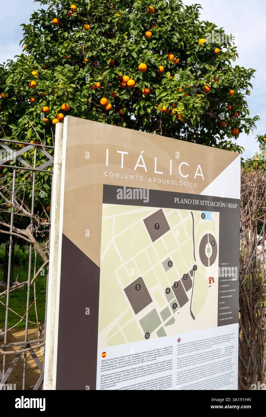 Ingresso al sito archeologico di Itálica, Santiponce, Siviglia, Spagna Foto Stock