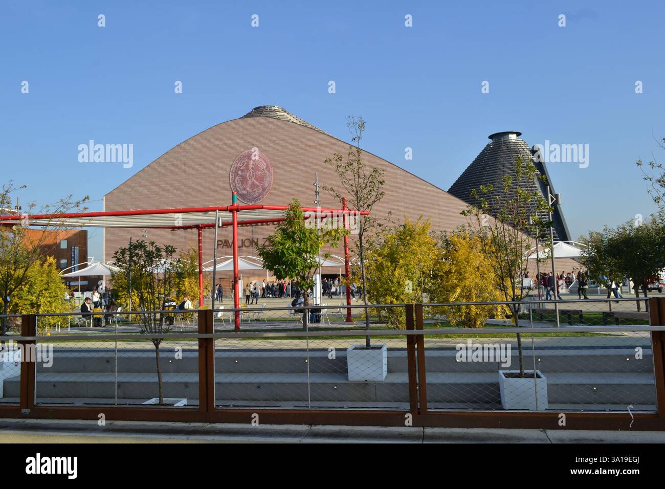 Padiglione zero - area tematica di Expo Milano 2015. Guida all'intera esposizione. Moderna pianificazione urbana. Splendida vista panoramica. Foto Stock
