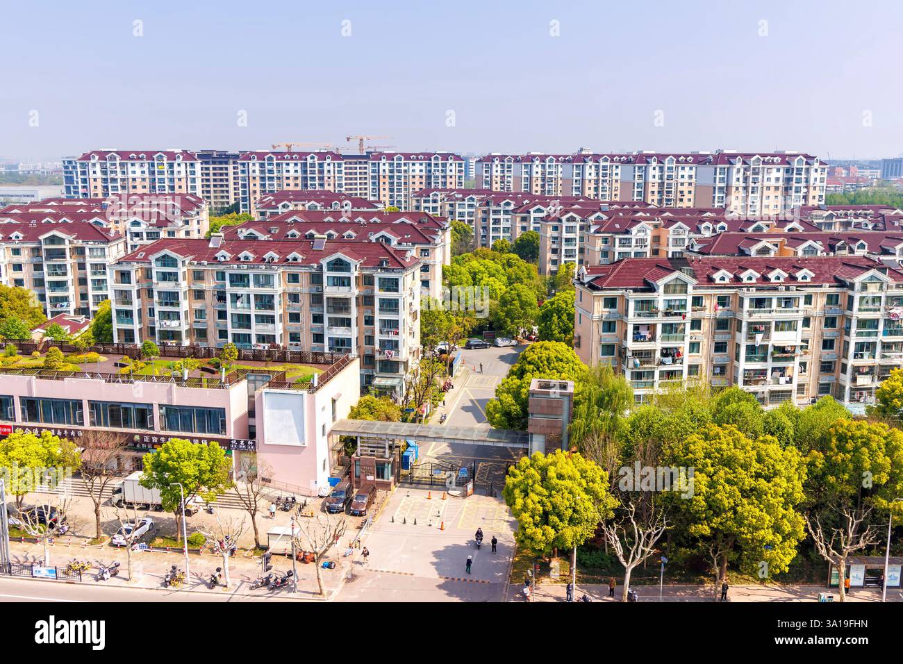 Shanghai, Cina, edifici residenziali immobiliari come una questione economia di crisi immobiliare a Shanghai, Cina. Foto Stock