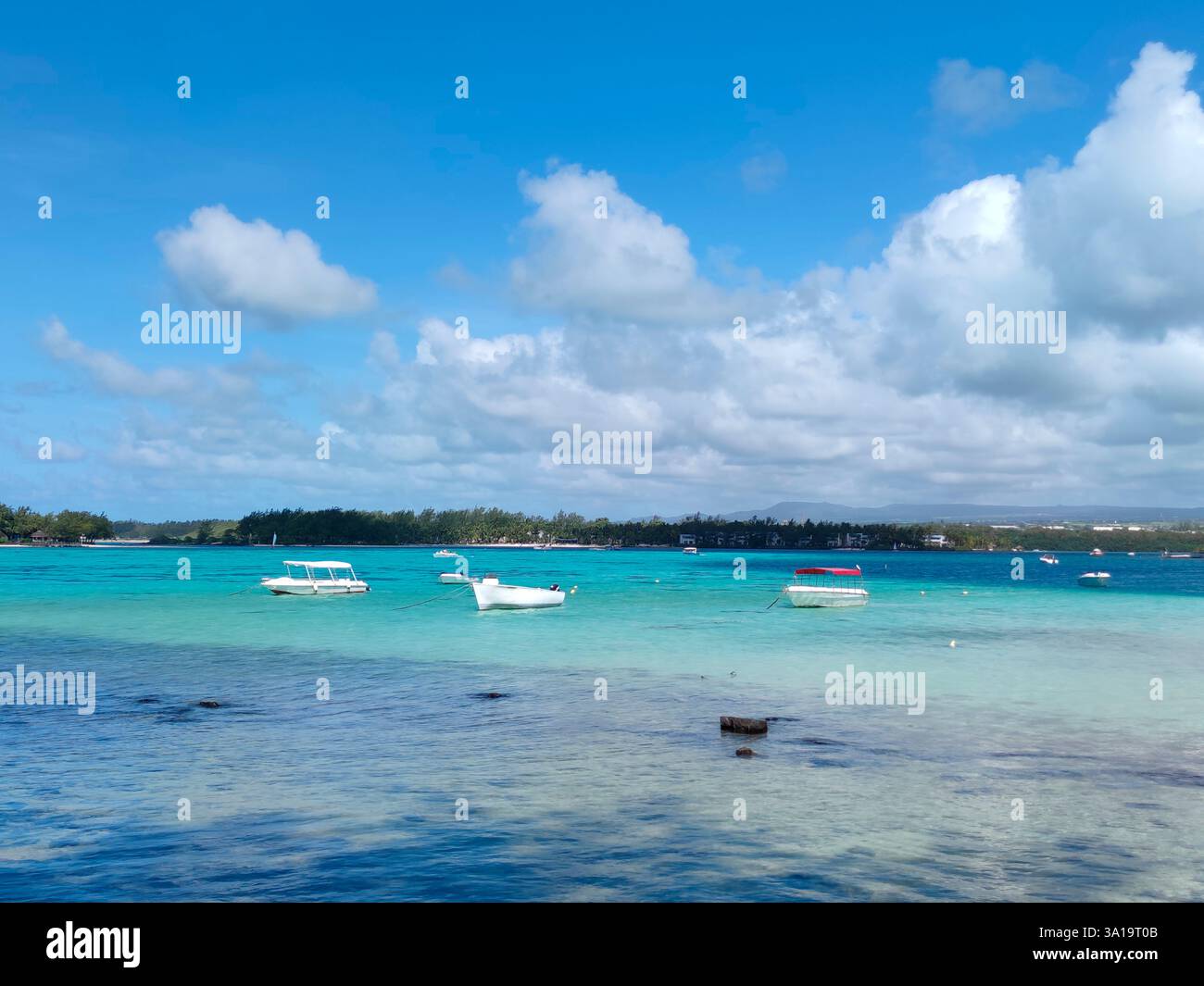 Blue Bay, Mauritius. Vista verso il Marine Park Foto Stock