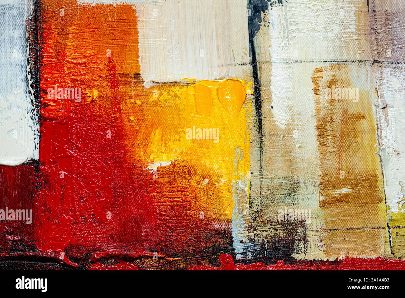 Dettaglio astratto delle vernici acriliche su tela. Sfondo artistico a rilievo di colore oro, rosso, nero e argento. Foto Stock