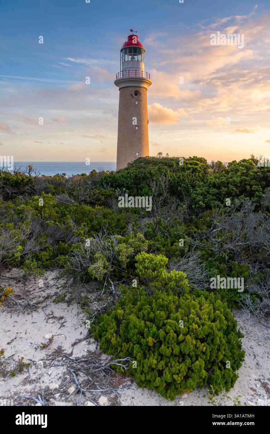 Faro a Cape du Couedic, un promontorio sulla punta sud-occidentale di Kangaroo Island nel Flinders Chase National Park in Australia. Foto Stock