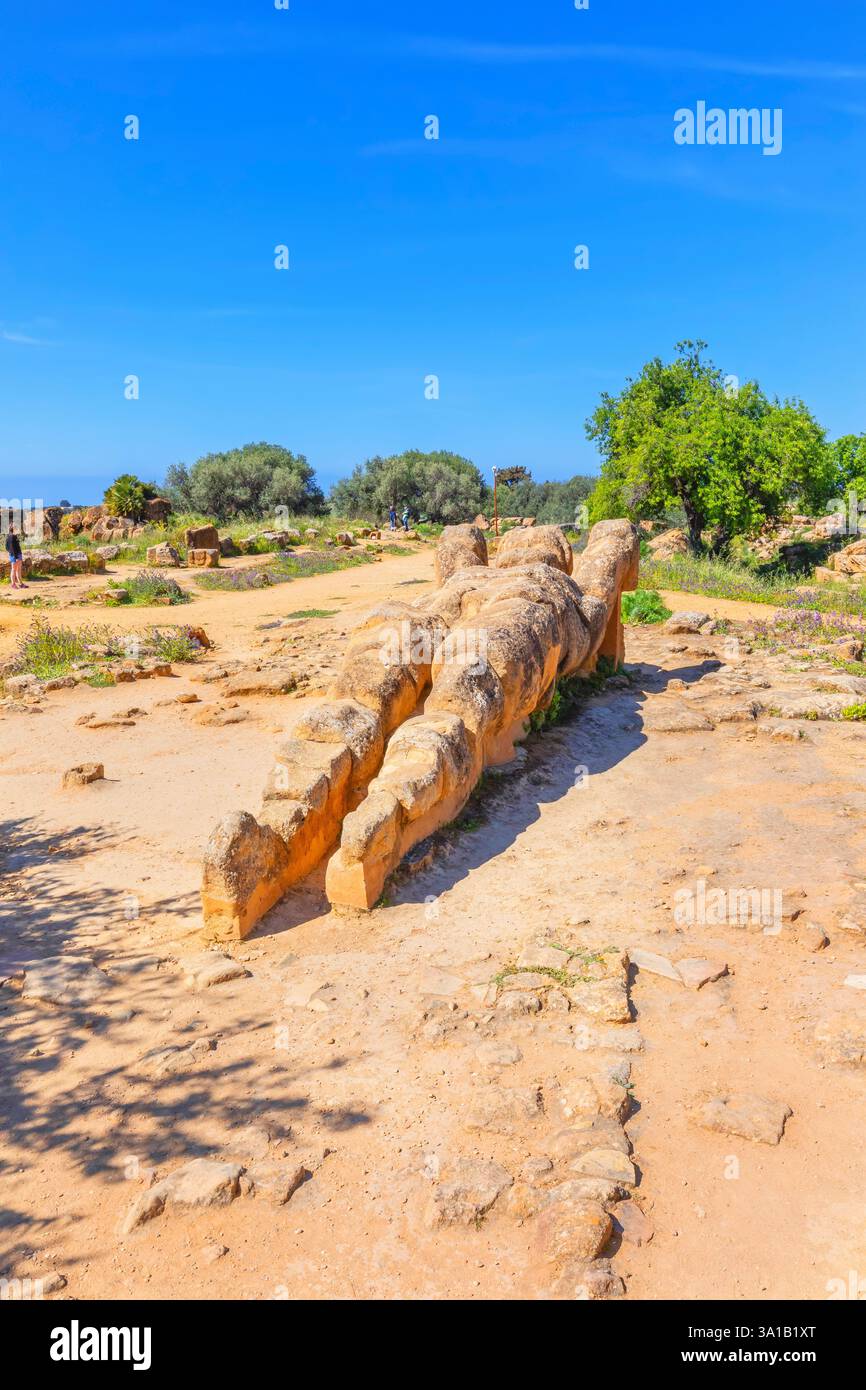 Statua di Telamone, Valle dei Templi, Agrigento, Sicilia, Italia Foto Stock