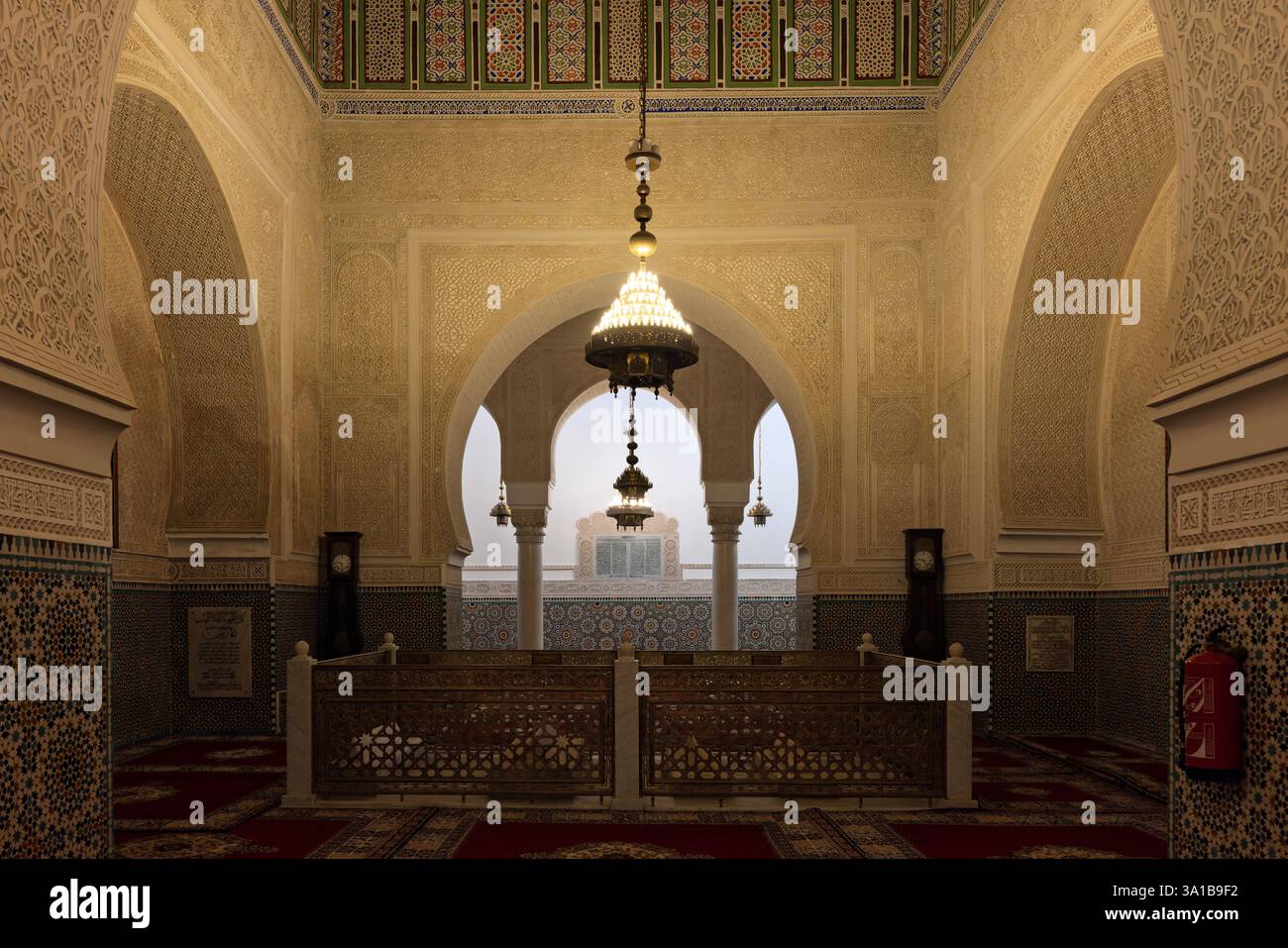 Il Mausoleo di Moulay Isma'il contiene la tomba del sultano Moulay Isma'il e si trova all'interno della sua ex Kasbah. Foto Stock