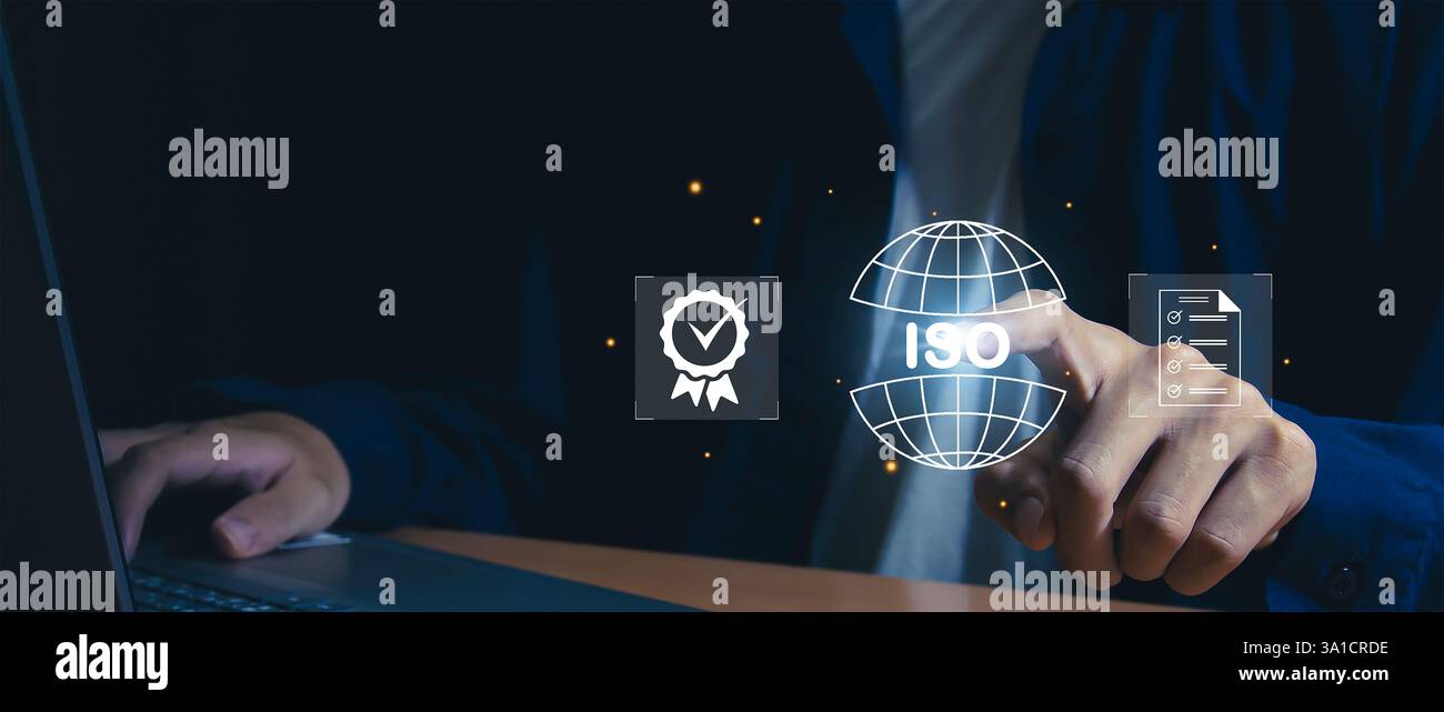 Certificazione e standard certificazione ISO, standard internazionali, concetto di garanzia della qualità Foto Stock