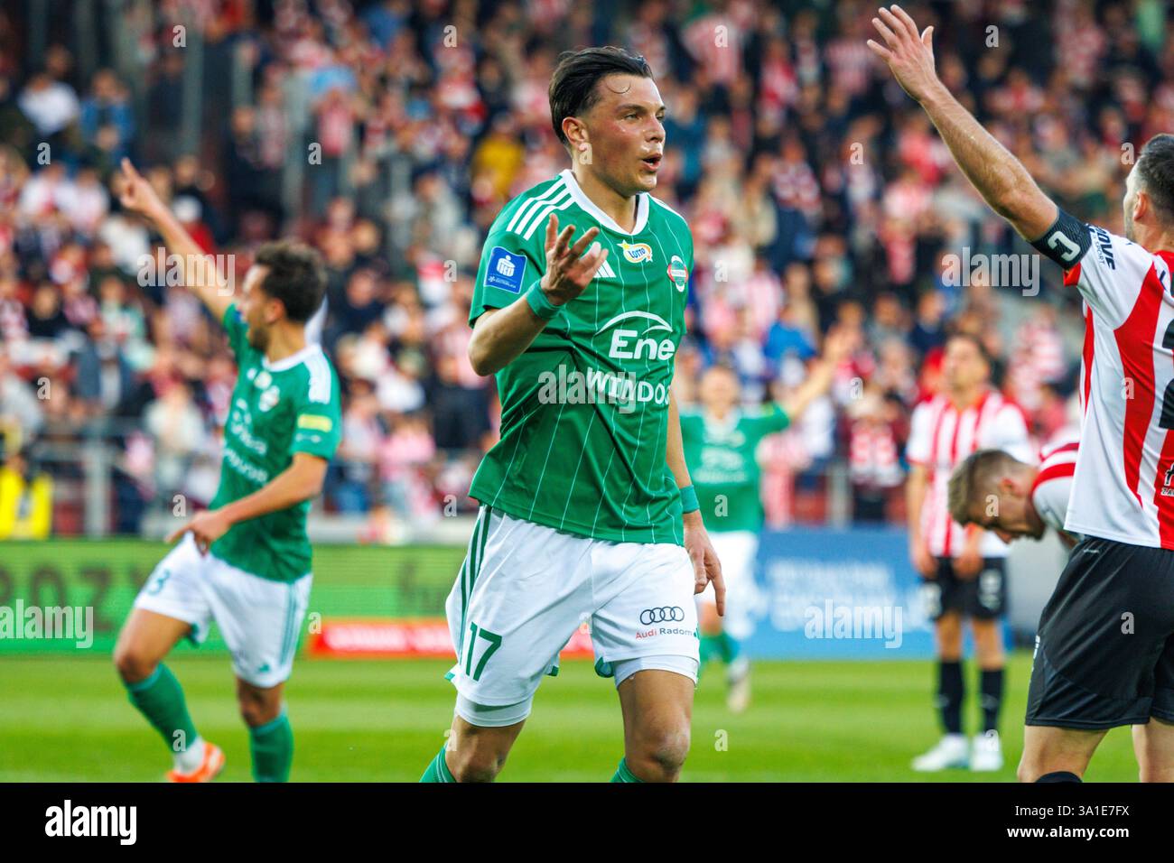 CRACOVIA, POLONIA, 8 marzo 2025, Una partita di calcio nella PKO BP Ekstraklasa di primo livello tra CRACOVIA E RADOMIAK RADOM, OP: RENAT DADASHOV crediti: Piotr Front/Alamy Live News Foto Stock