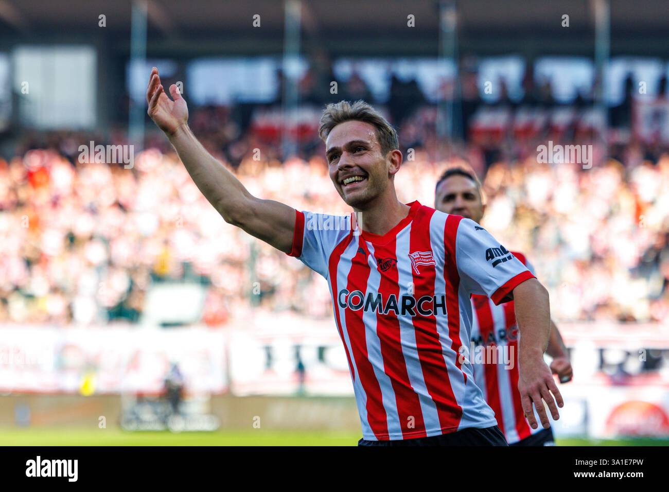 CRACOVIA, POLONIA, 8 marzo 2025, Una partita di calcio nel PKO BP Ekstraklasa di primo livello tra CRACOVIA E RADOMIAK RADOM, OP: MIKKEL MAIGAARD crediti: Piotr Front/Alamy Live News Foto Stock