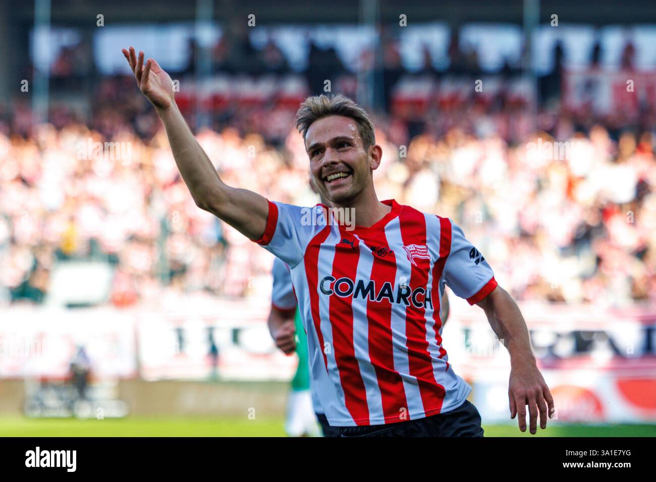 CRACOVIA, POLONIA, 8 marzo 2025, Una partita di calcio nel PKO BP Ekstraklasa di primo livello tra CRACOVIA E RADOMIAK RADOM, OP: MIKKEL MAIGAARD crediti: Piotr Front/Alamy Live News Foto Stock