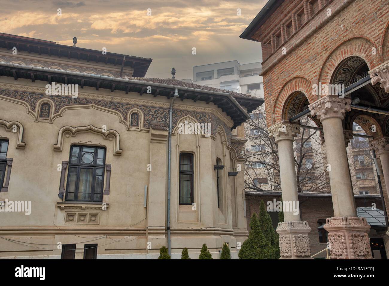 Facciata dell'edificio del Monastero di Antim a Bucarest, Romania. Foto Stock