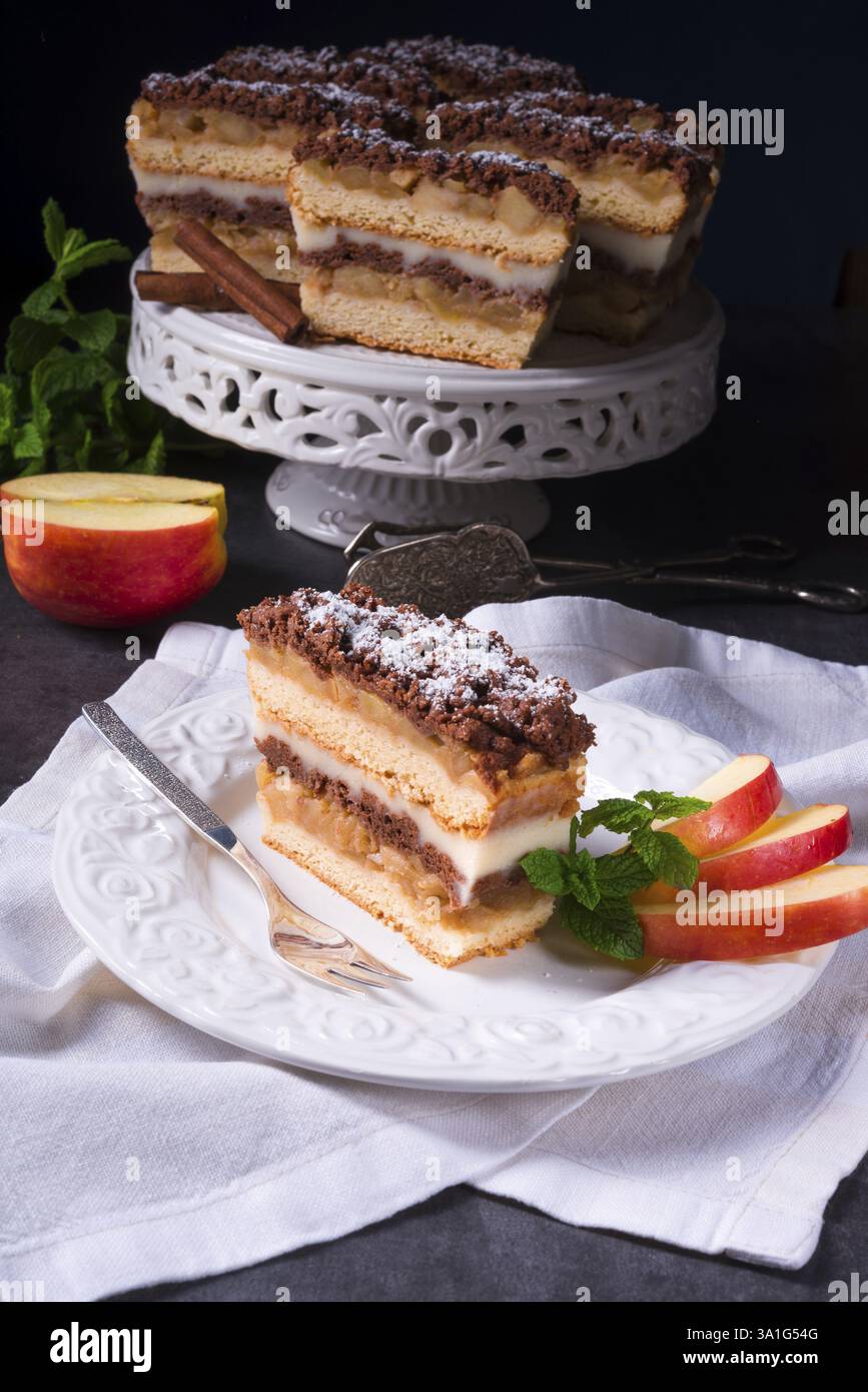 Apple la torta di panna Foto Stock