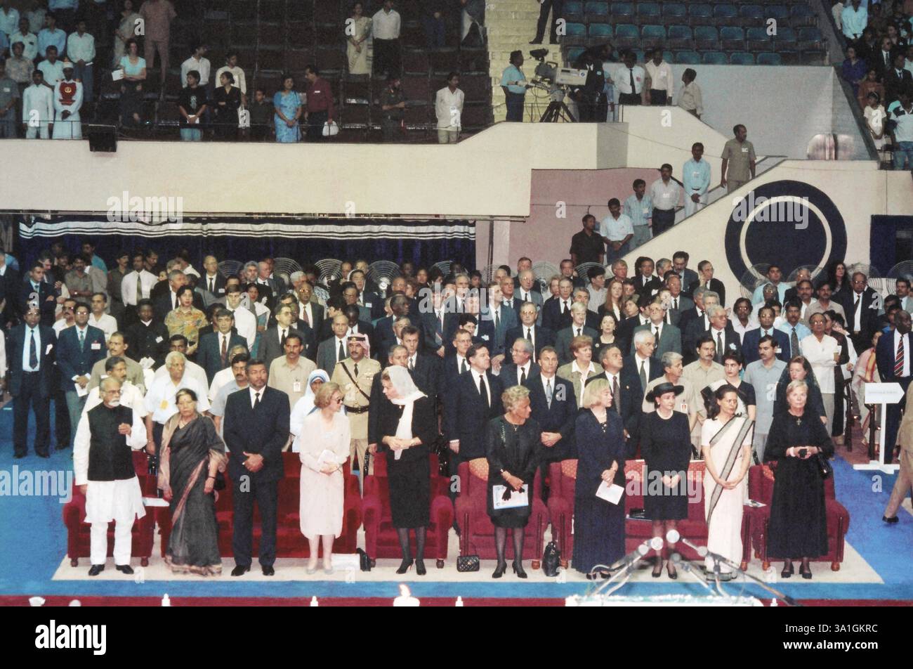 Dignitari in visita da 23 paesi hanno partecipato al funerale di madre Teresa a Calcutta, India NO MR Foto Stock