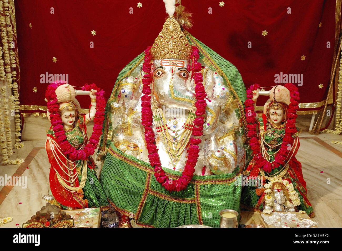 Lord ganesha idolo nel tempio, Jodhpur, Rajasthan, India, Asia Foto Stock