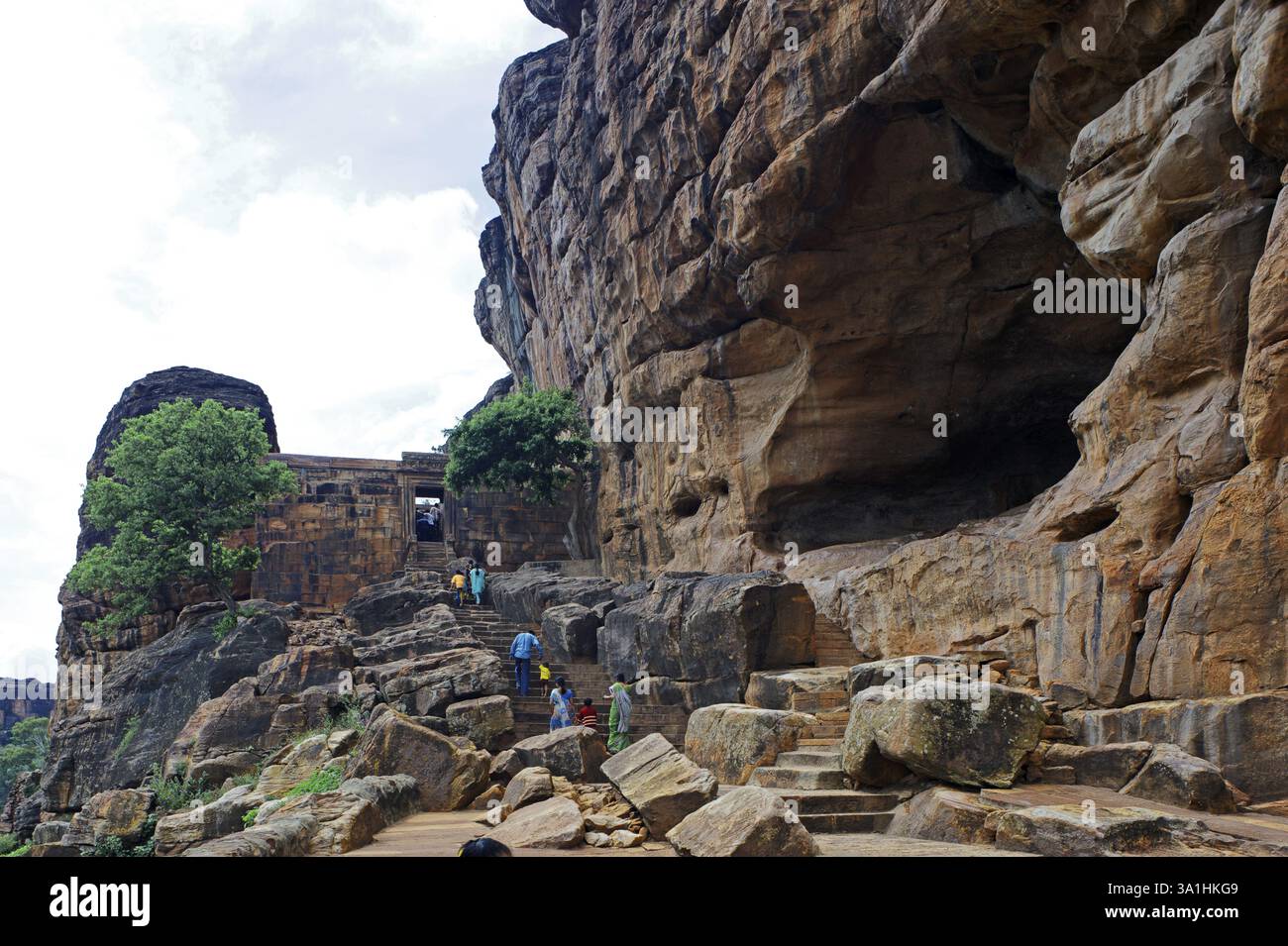Templi storici delle grotte di Badami Chalukyan King Mangalesa 593-610 d.C., Karnataka, India, Asia Foto Stock