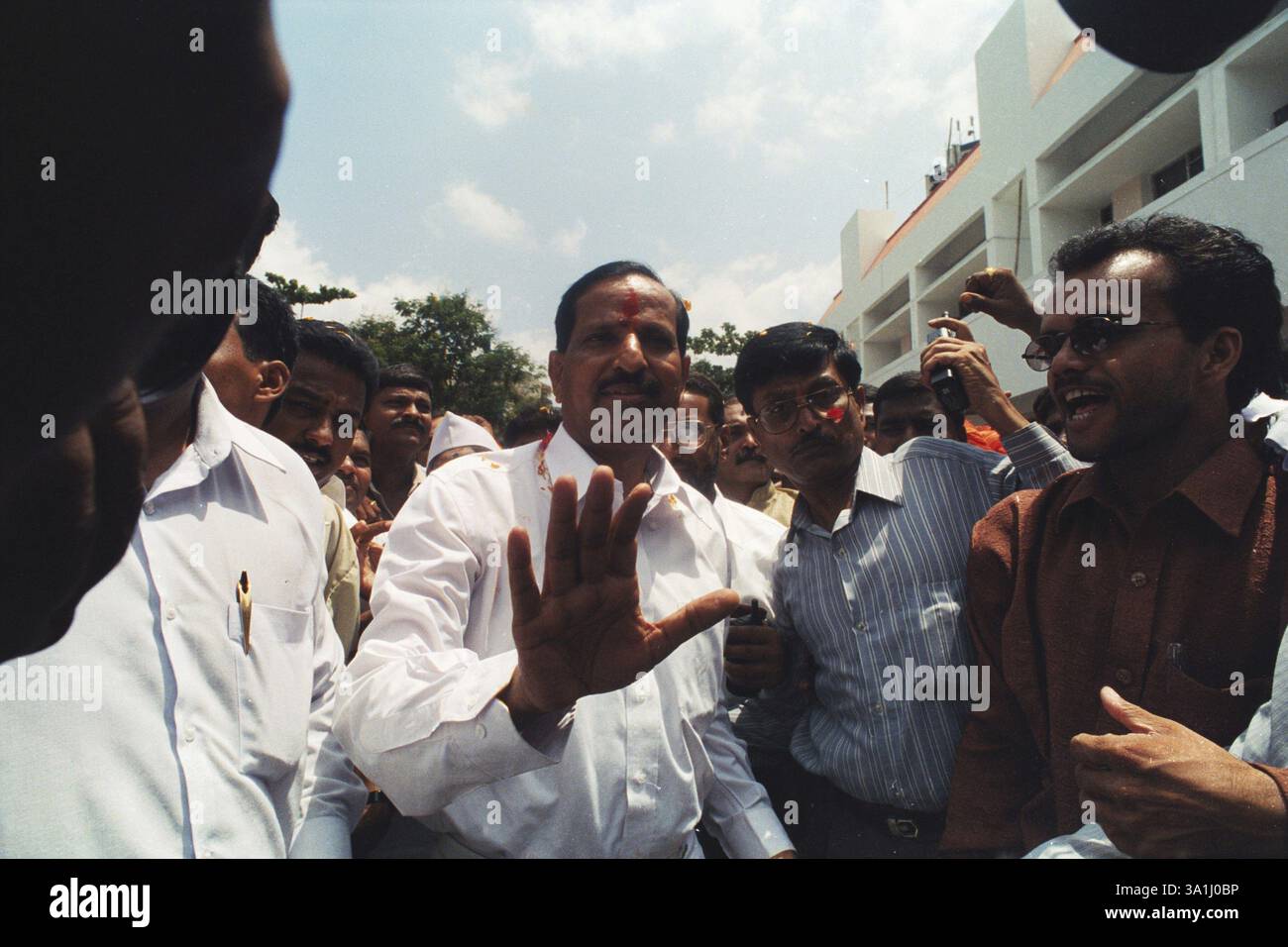 Ganesh Naik Shivsena SOSTENITORE NO MR Foto Stock