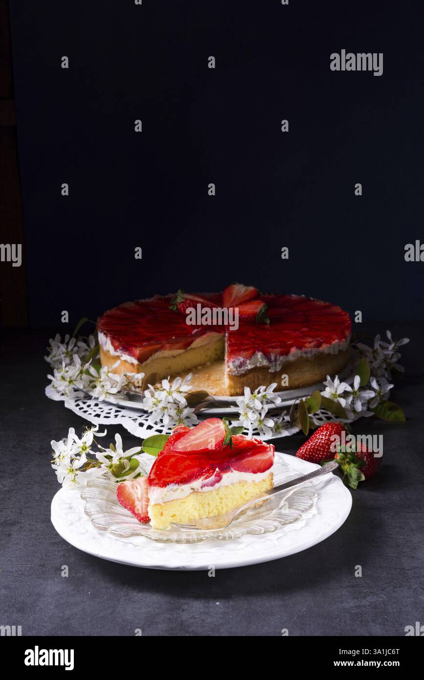 Fragole e panna di panelli Foto Stock