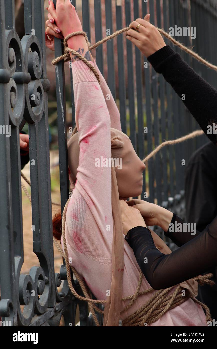 ROMA - OTTO MARZO 2025 MANIFESTAZIONE NON UNA DI MENO Foto Stock