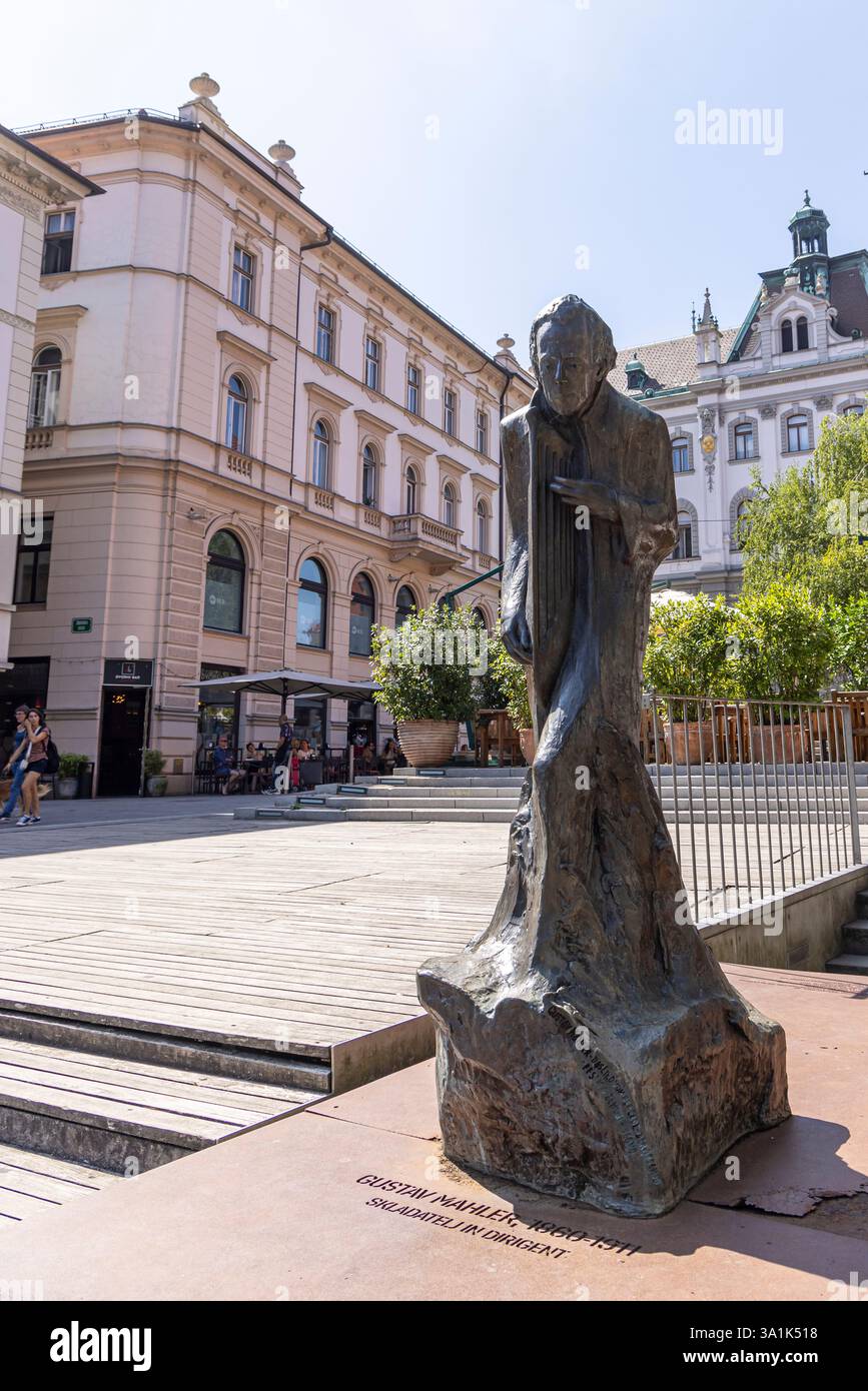 Lubiana, Slovenia - 31 agosto 2024: Monumento a Gustaf Mahler famoso compositore e direttore d'orchestra austriaco boemo a Lubiana, capitale della Slovenia Foto Stock