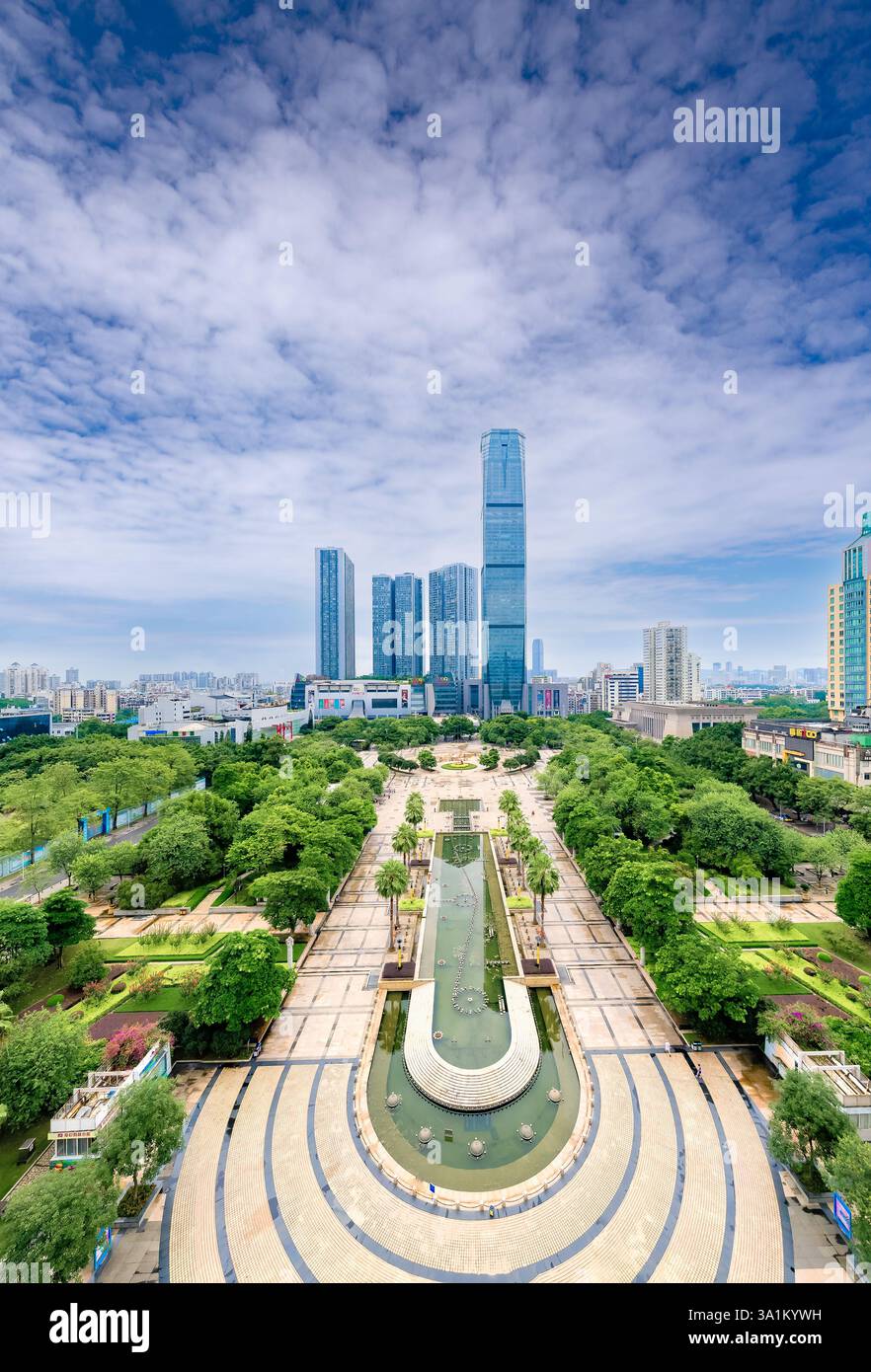 Ambiente urbano di Piazza del popolo, Liuzhou, Guangxi, Cina Foto Stock