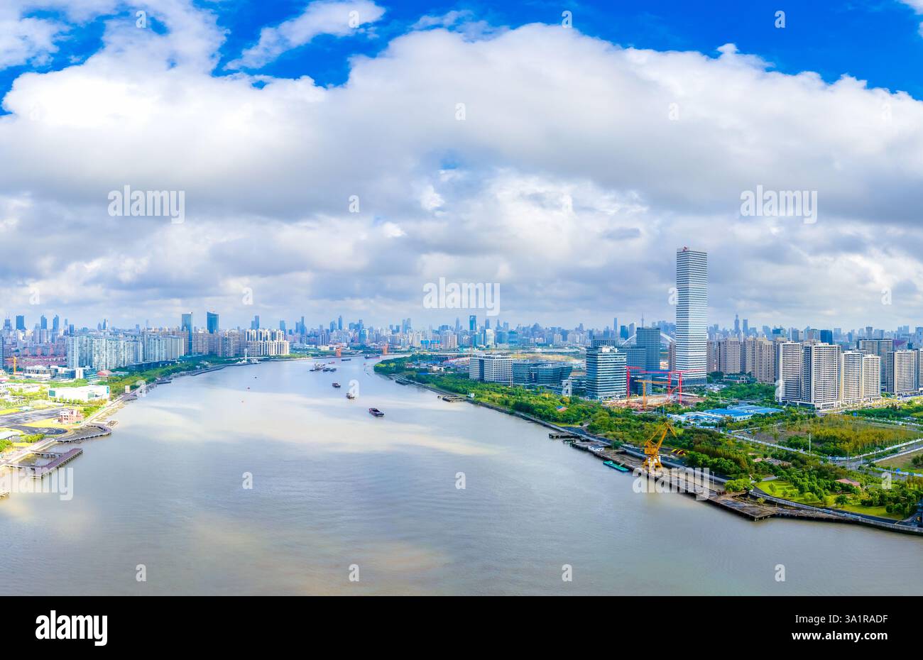 Shanghai Oriental Sports Center e Qiantan International Business District, Cina Foto Stock