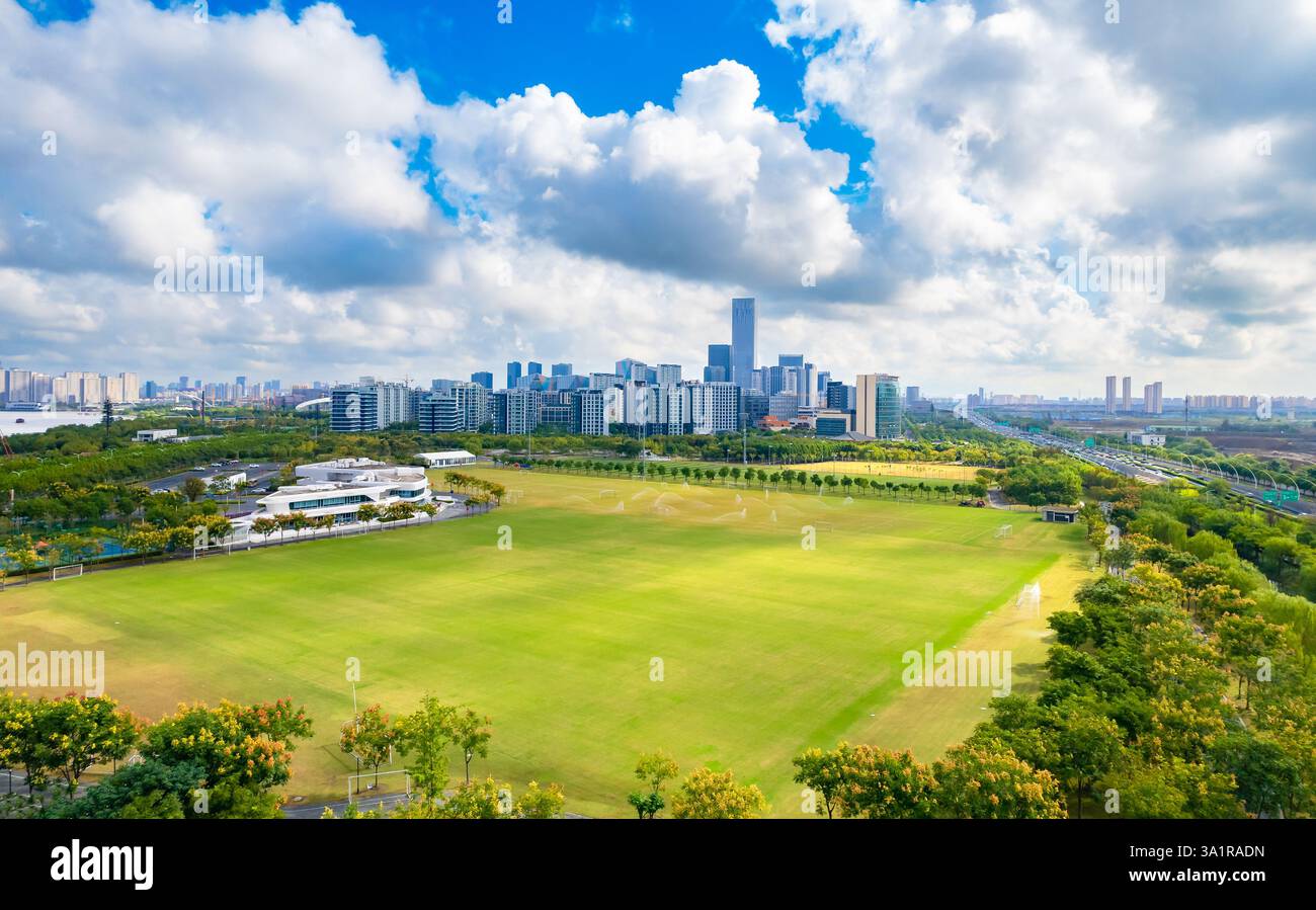 Shanghai Oriental Sports Center e Qiantan International Business District, Cina Foto Stock