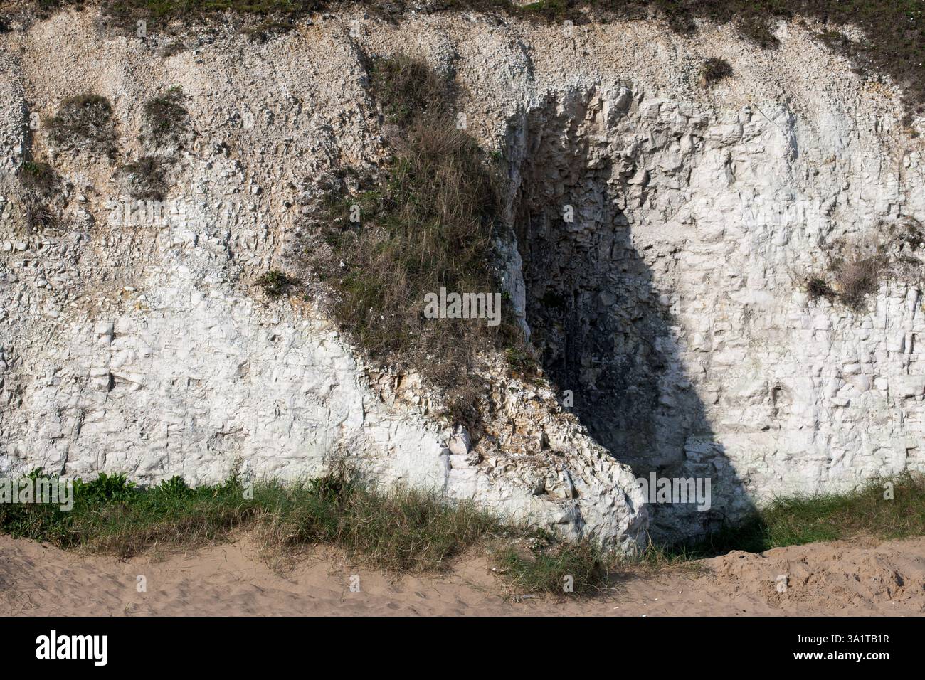 Botany Bay è una baia isolata, situata tra Margate e Broadstairs, che offre splendide vedute delle bianche scogliere e del mare Foto Stock