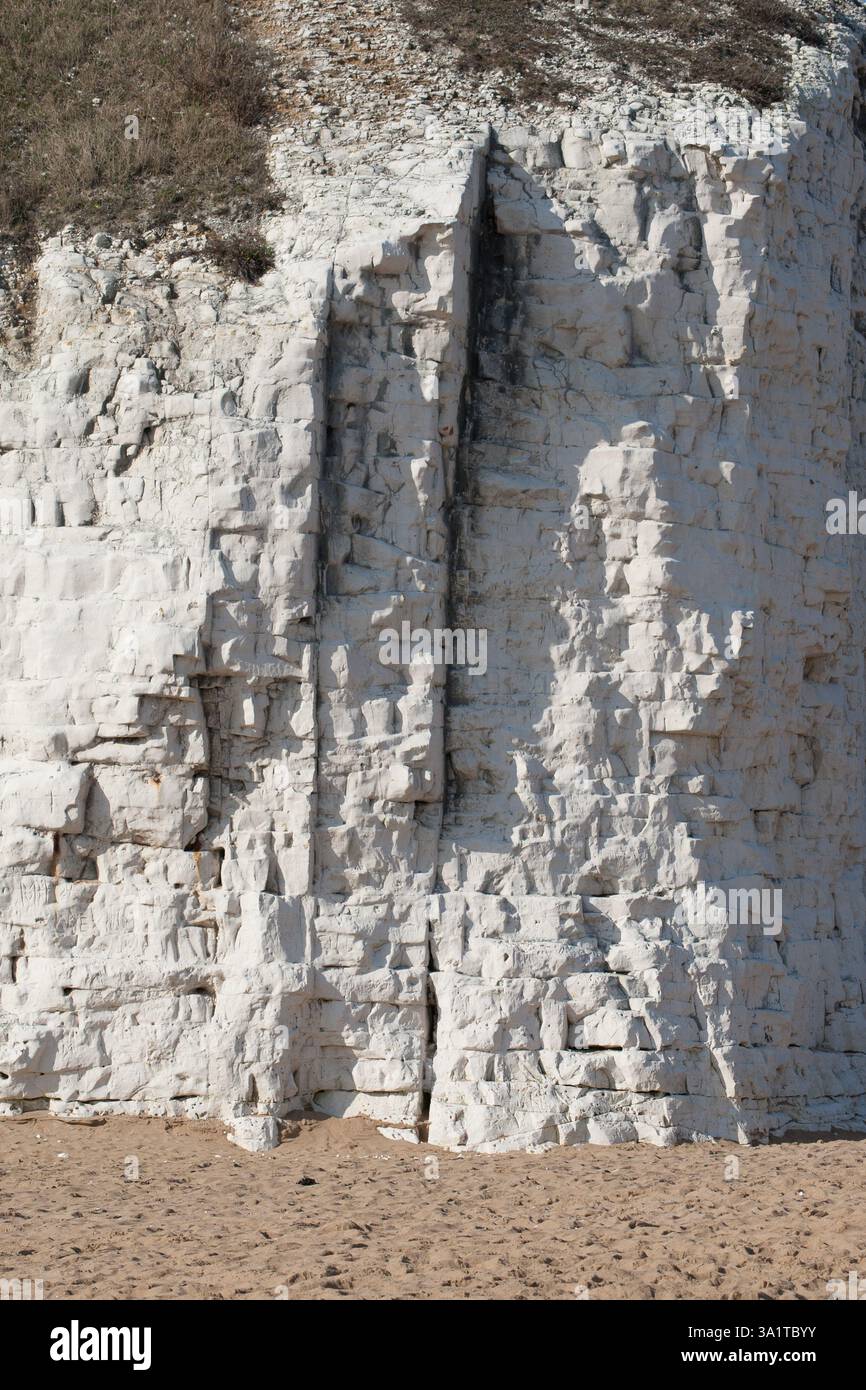 Botany Bay è una baia isolata, situata tra Margate e Broadstairs, che offre splendide vedute delle bianche scogliere e del mare Foto Stock