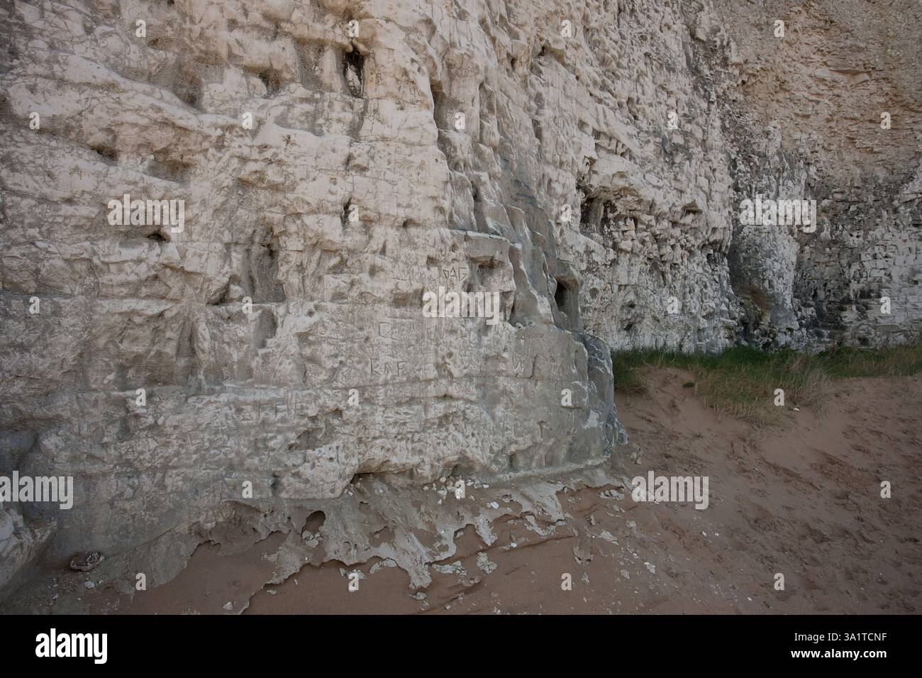 Botany Bay è una baia isolata, situata tra Margate e Broadstairs, che offre splendide vedute delle bianche scogliere e del mare Foto Stock