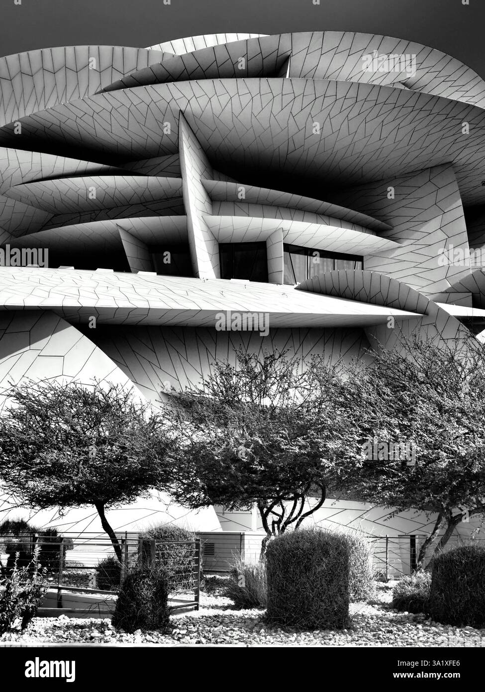 Qatar Nationalmuseum zeichnet sich durch Seine einzigartige Architektur aus, Die von dem französischen Architekten Jean Nouvel entworfen wurde Foto Stock