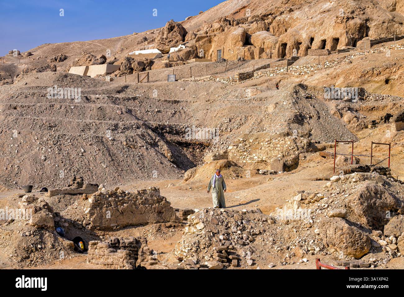 Sito archeologico di scavo a Draa Abu El Naga a Luxor Foto Stock
