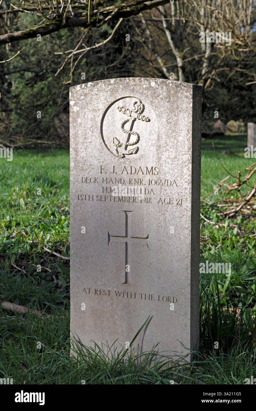 F.J. Adams. Ponte a mano RNR HMS Imelda. Morto il 13 settembre 1918, all'età di 21 anni Foto Stock