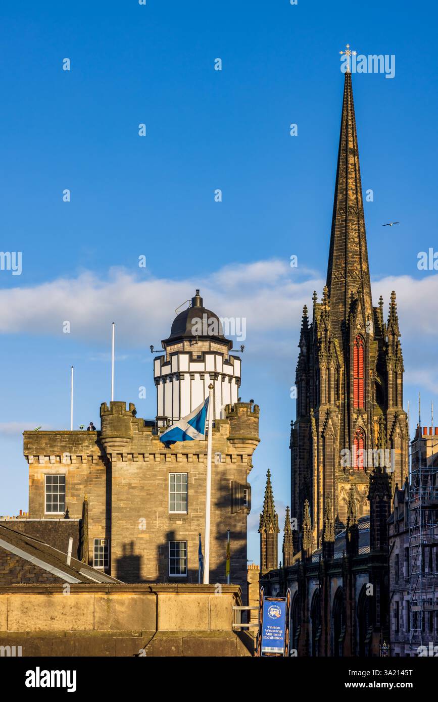 Camera Obscura and the Hub, Edimburgo, Scozia, Regno Unito Foto Stock